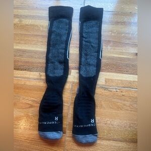 Icebreaker Men’s Medium Long Black Socks Two Right Foots